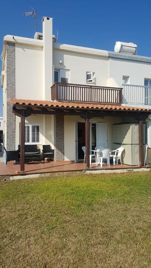 Panorama Beach House, 5 Meters To The Sea Перволия Екстериор снимка